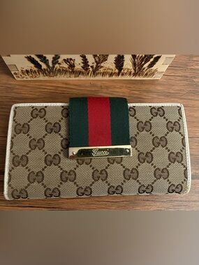 Gucci with Sherry line  Green and Red Stripe  long wallet with Gold Plated Bar .